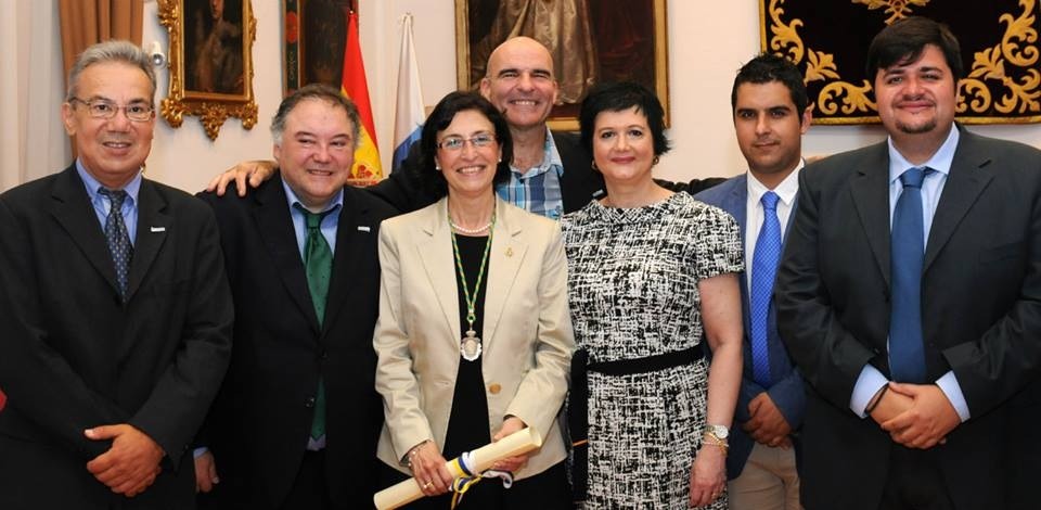 Dra. Ana María Díaz Pérez:  Académica Bellas Artes Canarias‏